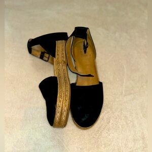 Naturalizer Black Platform Espadrilles Sandals Size 9.5